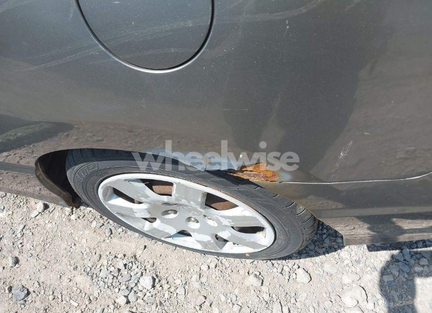 Photo 6 of 2007 Honda Civic LX (VIN 2HGFG12647H522215)