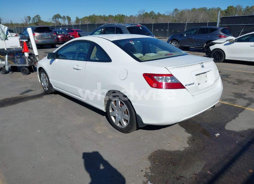 Photo 3 of 2007 Honda Civic LX (VIN 2HGFG12647H522828)