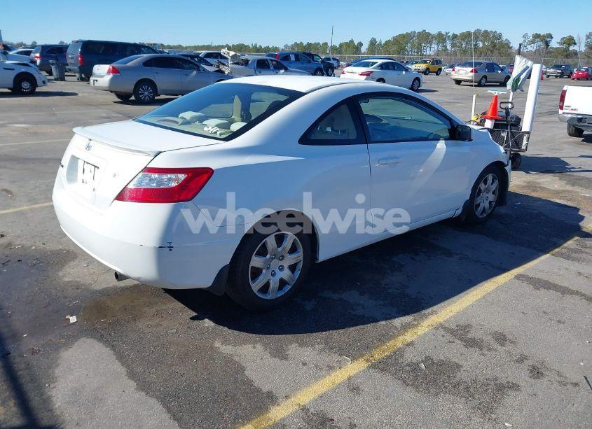 Photo 4 of 2007 Honda Civic LX (VIN 2HGFG12647H522828)