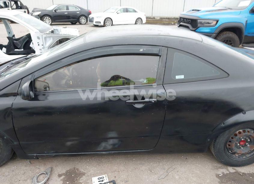 Photo 14 of 2009 Honda Civic LX (VIN 2HGFG12649H529782)