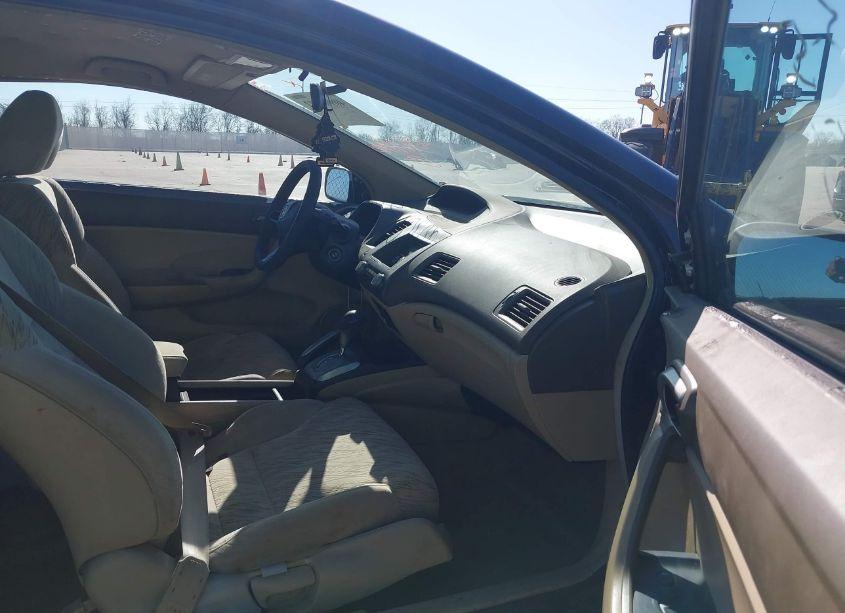 Photo 5 of 2006 Honda Civic LX (VIN 2HGFG12656H535585)