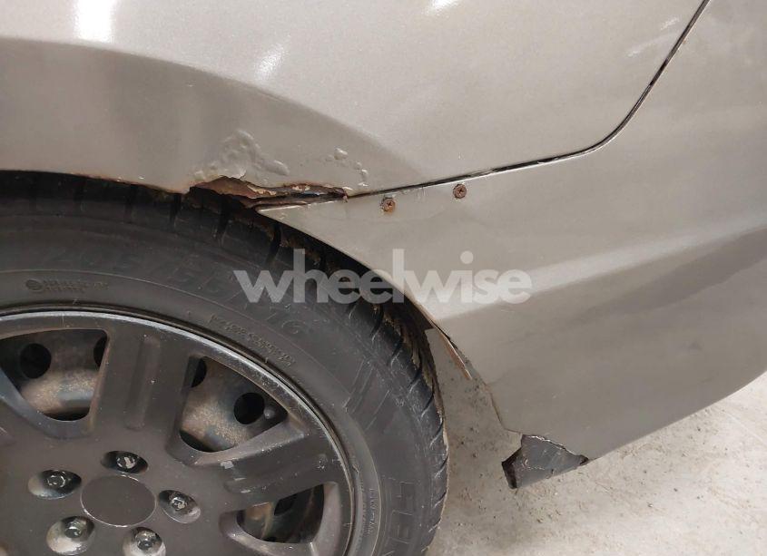 Photo 6 of 2006 Honda Civic LX (VIN 2HGFG12656H560793)