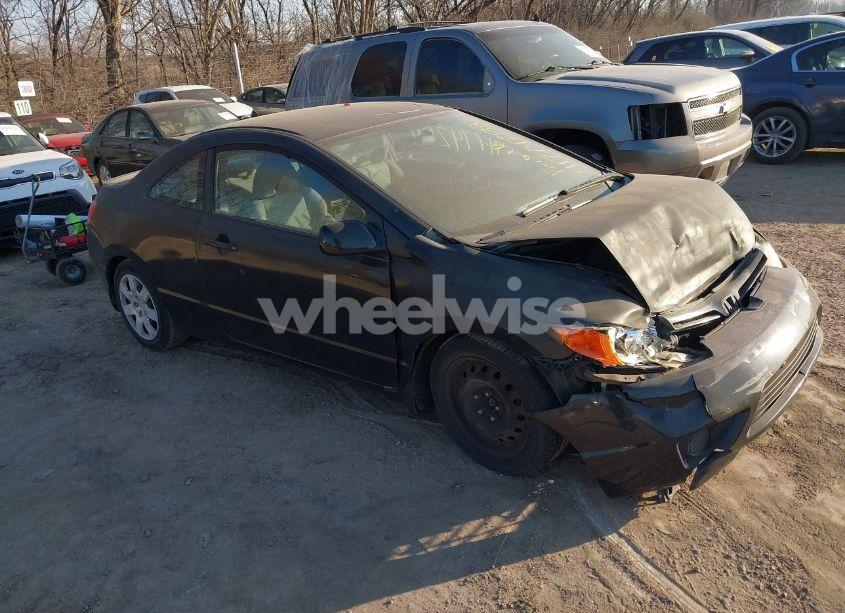 2007 Honda Civic LX (VIN 2HGFG12657H536575) main photo