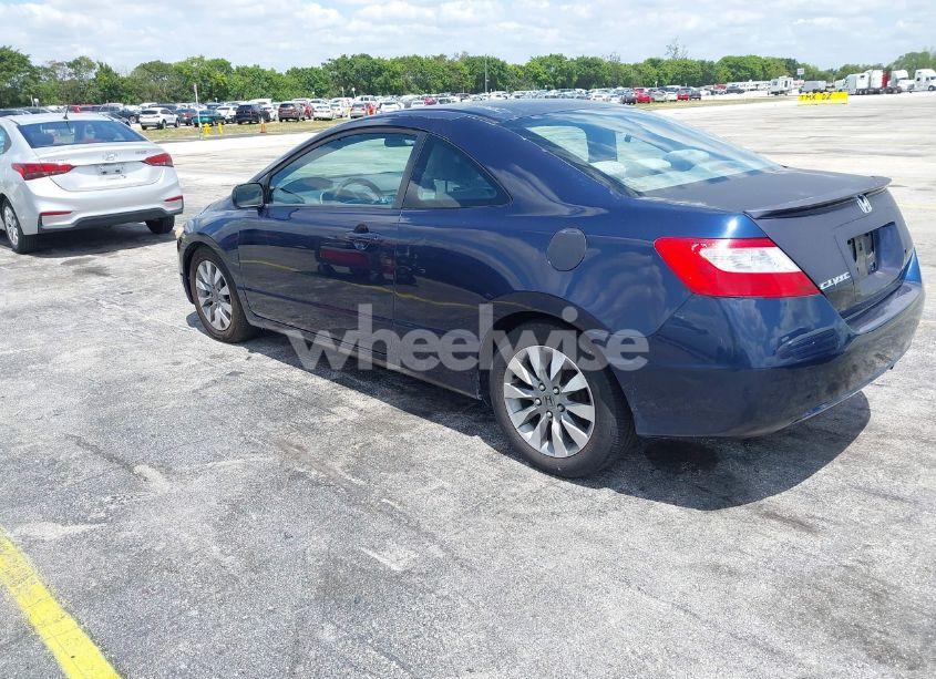 Photo 3 of 2007 Honda Civic LX (VIN 2HGFG12657H549102)