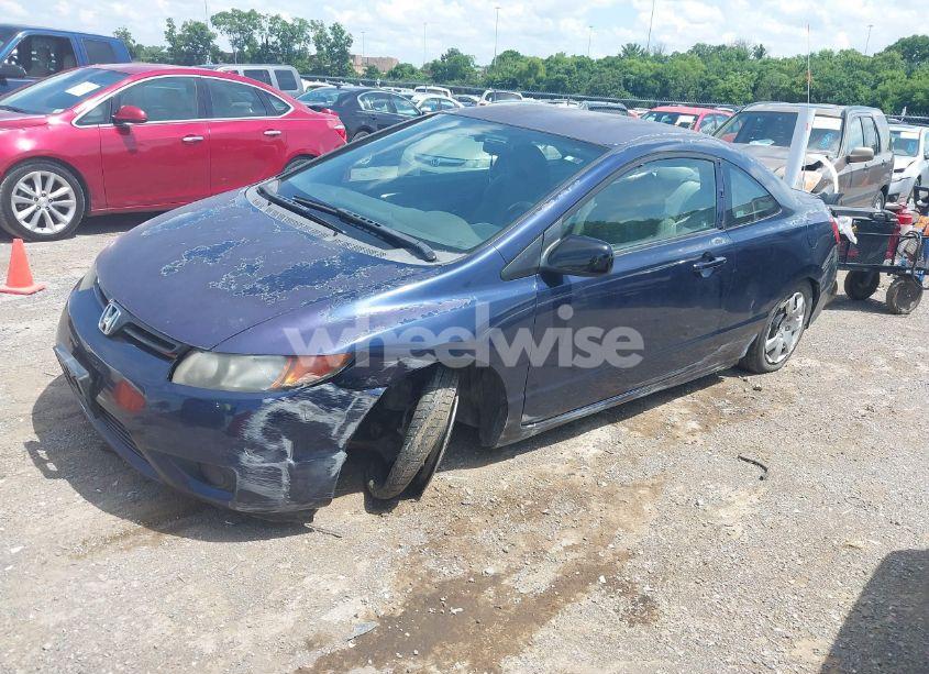 Photo 2 of 2008 Honda Civic LX (VIN 2HGFG12658H582151)