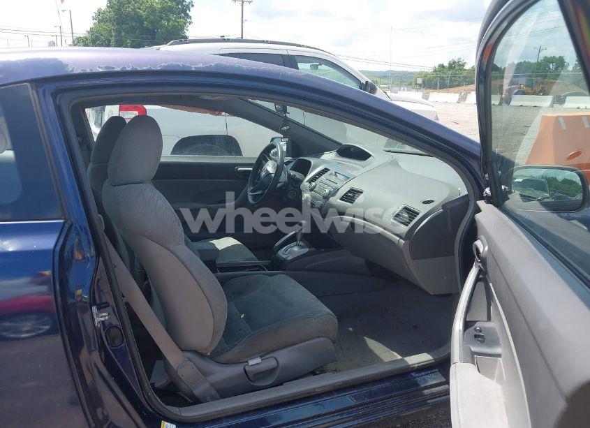 Photo 5 of 2008 Honda Civic LX (VIN 2HGFG12658H582151)