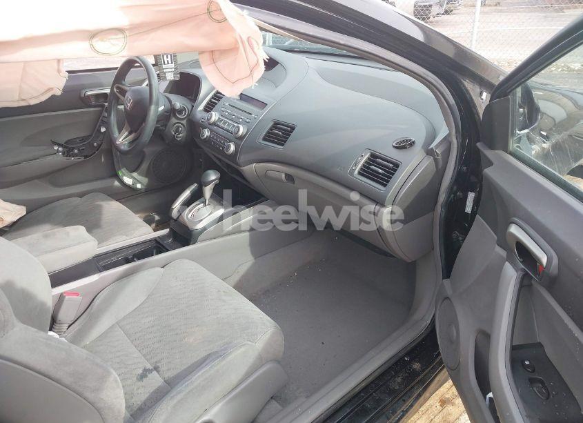 Photo 5 of 2009 Honda Civic LX (VIN 2HGFG12659H521769)