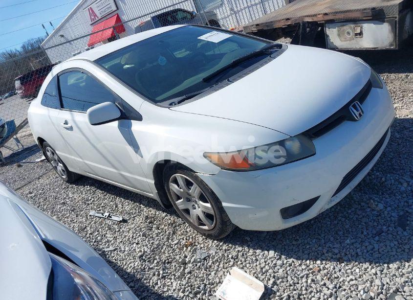 2007 Honda Civic LX (VIN 2HGFG12667H530705) main photo