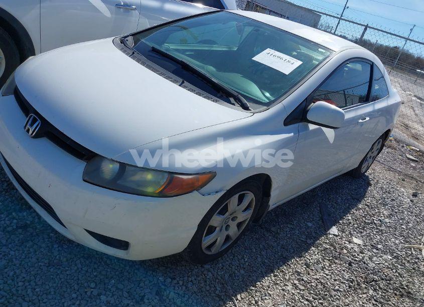 Photo 2 of 2007 Honda Civic LX (VIN 2HGFG12667H530705)