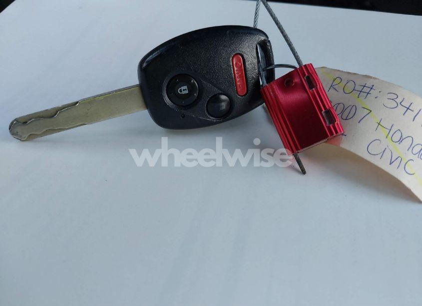 Photo 11 of 2007 Honda Civic LX (VIN 2HGFG12667H558133)