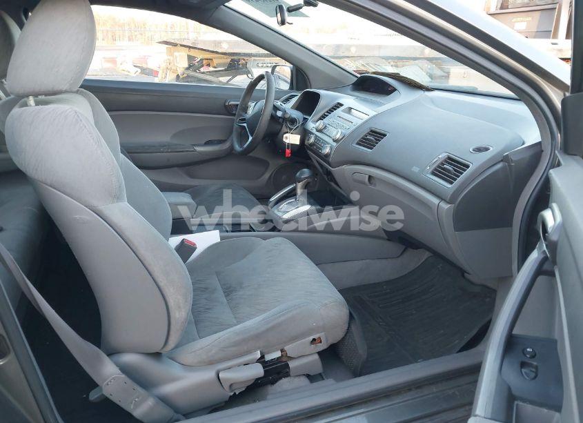 Photo 5 of 2007 Honda Civic LX (VIN 2HGFG12667H558133)