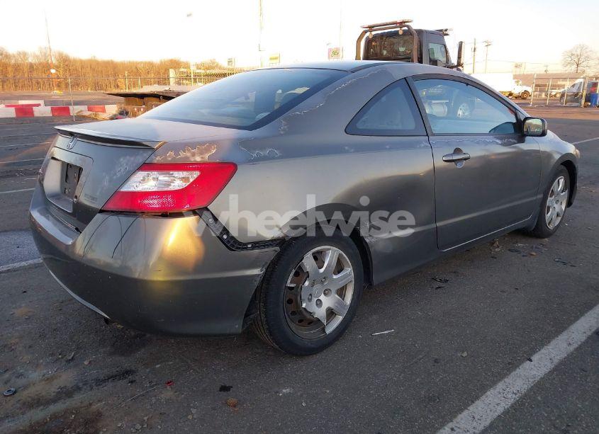 Photo 6 of 2007 Honda Civic LX (VIN 2HGFG12667H558133)