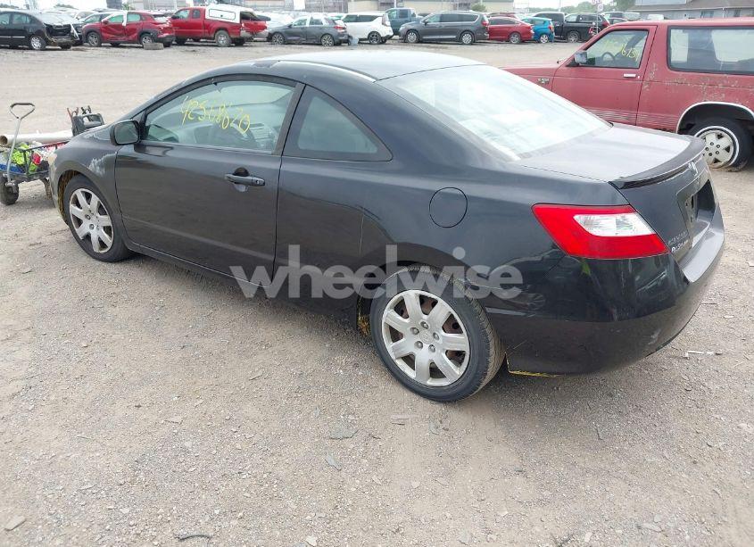 Photo 3 of 2007 Honda Civic LX (VIN 2HGFG12667H565776)