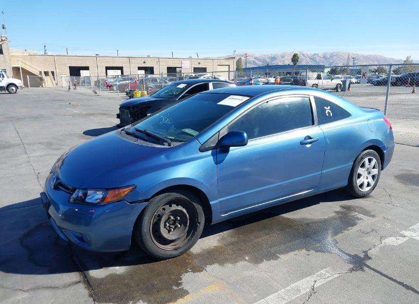 Photo 2 of 2008 Honda Civic LX (VIN 2HGFG12668H535369)