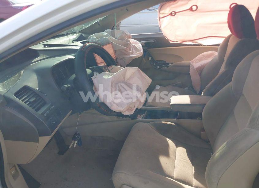 Photo 5 of 2008 Honda Civic LX (VIN 2HGFG12668H571675)