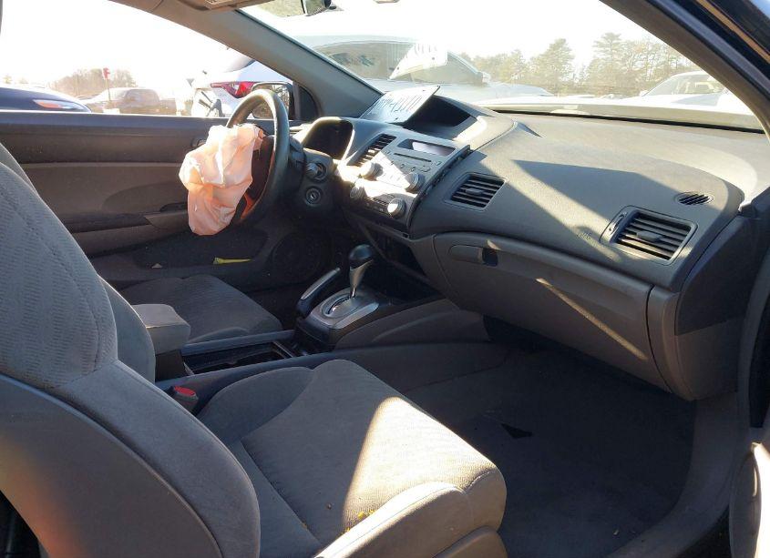 Photo 5 of 2009 Honda Civic LX (VIN 2HGFG12669H521750)