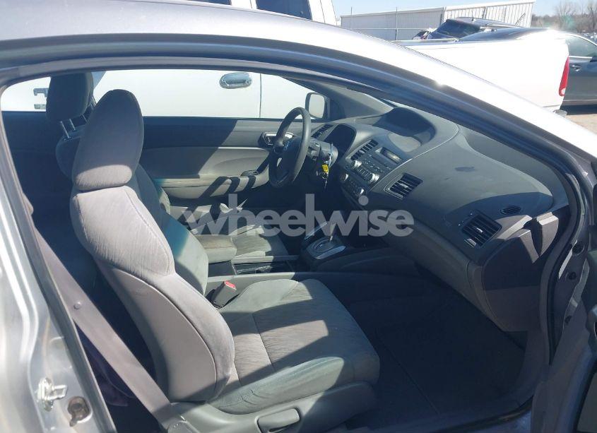 Photo 5 of 2006 Honda Civic LX (VIN 2HGFG12676H553702)