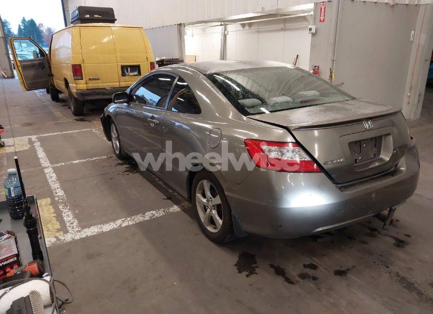 Photo 3 of 2007 Honda Civic LX (VIN 2HGFG12677H500421)