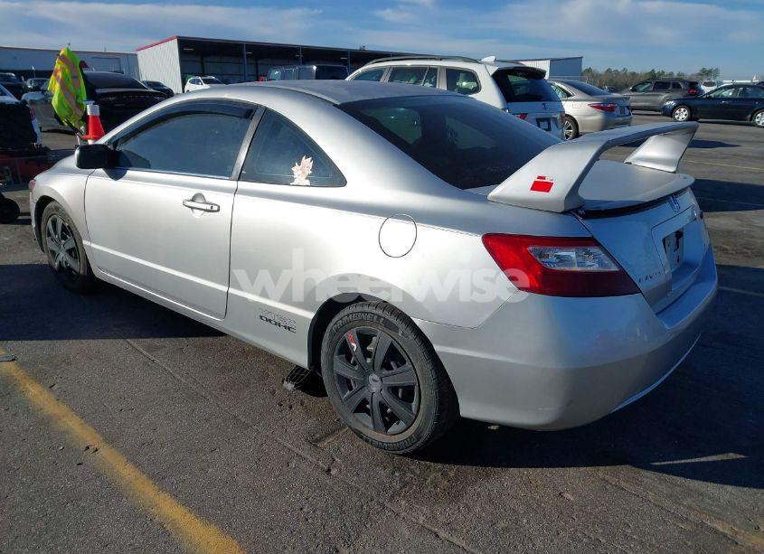 Photo 3 of 2007 Honda Civic LX (VIN 2HGFG12677H513010)