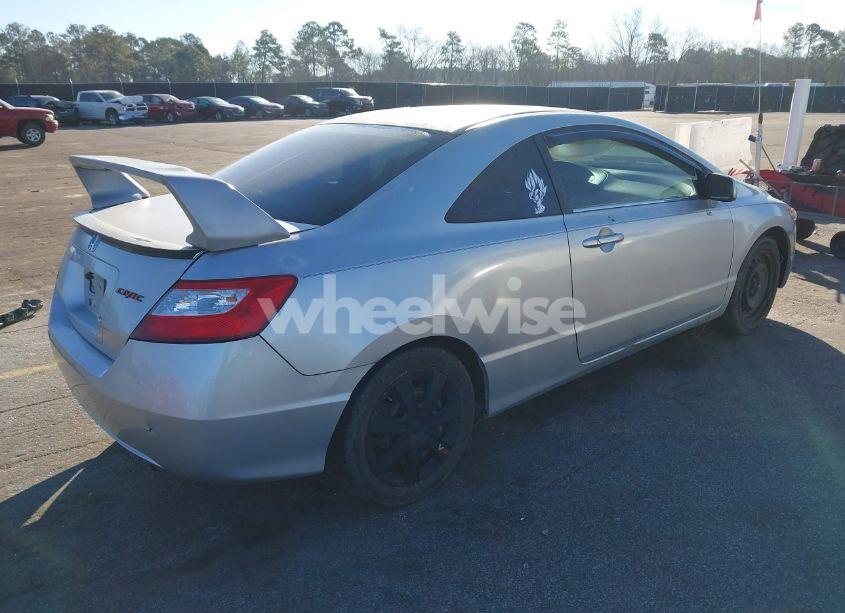 Photo 4 of 2007 Honda Civic LX (VIN 2HGFG12677H513010)