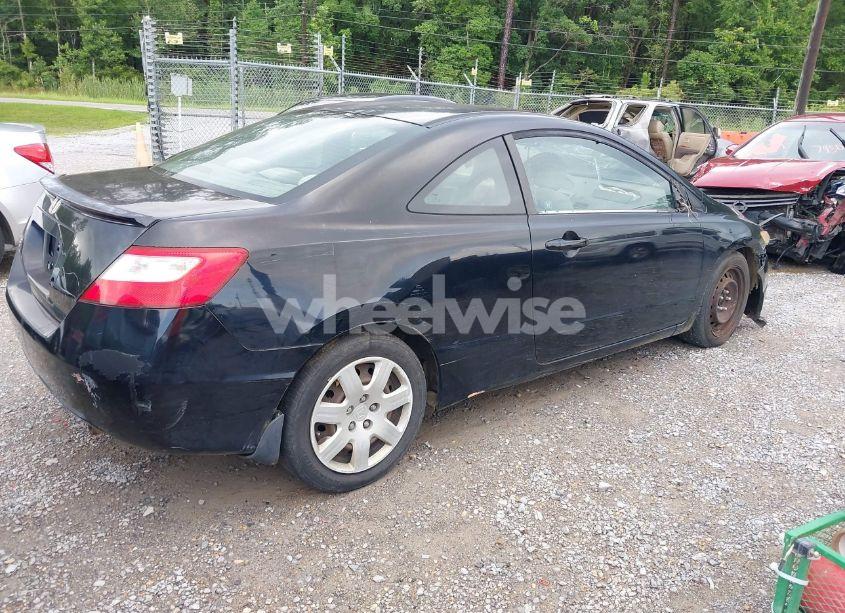 Photo 4 of 2007 Honda Civic LX (VIN 2HGFG12677H513699)