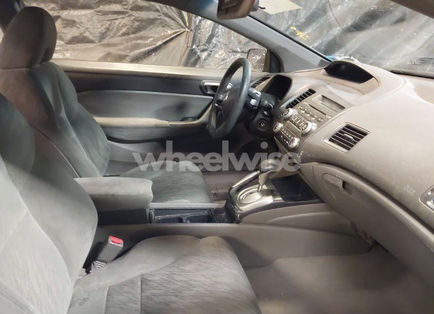 Photo 5 of 2007 Honda Civic LX (VIN 2HGFG12677H525755)