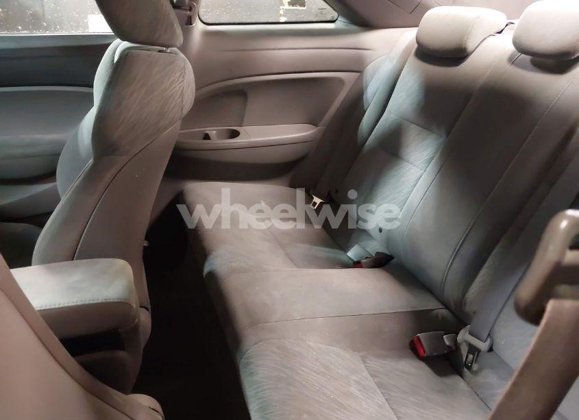 Photo 8 of 2007 Honda Civic LX (VIN 2HGFG12677H525755)