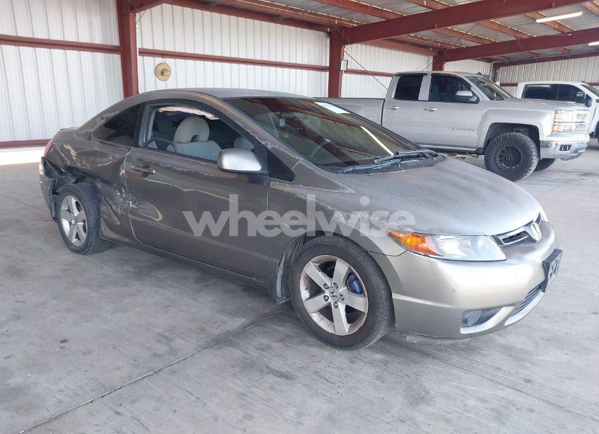 2007 Honda Civic LX (VIN 2HGFG12677H570873) main photo