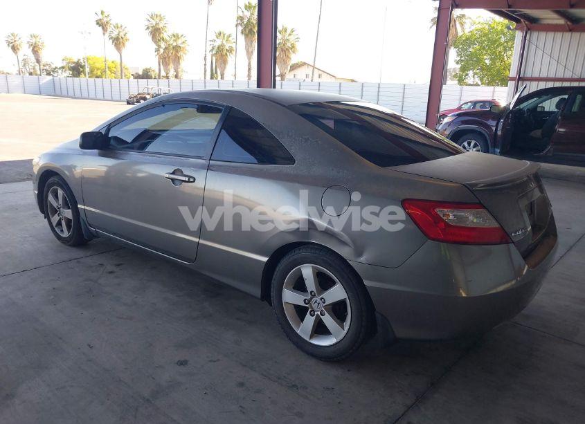 Photo 3 of 2007 Honda Civic LX (VIN 2HGFG12677H570873)
