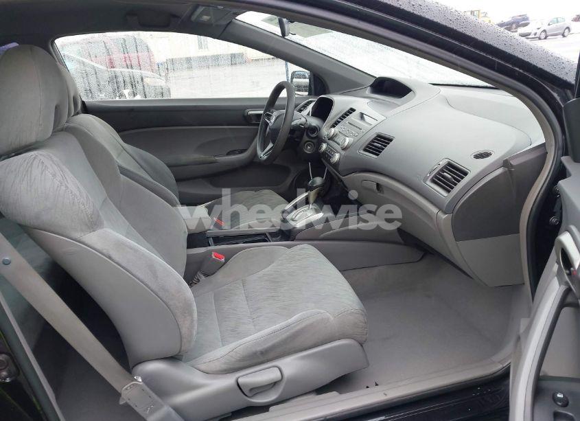 Photo 5 of 2007 Honda Civic LX (VIN 2HGFG12677H579122)