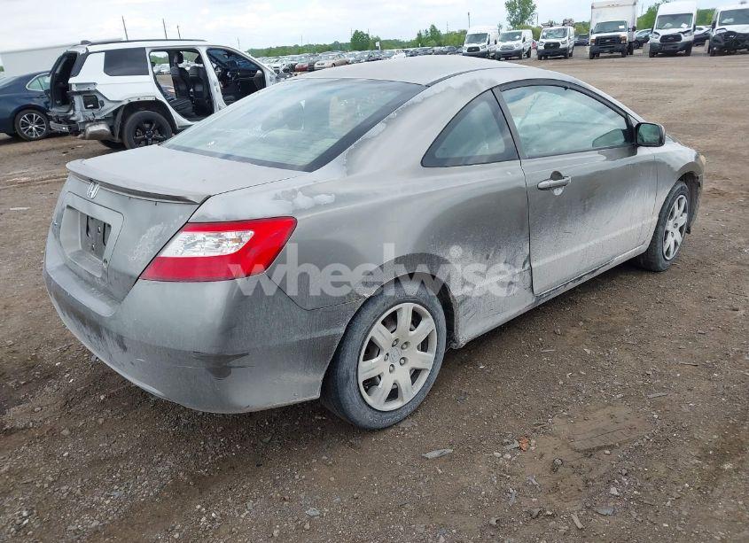 Photo 4 of 2007 Honda Civic LX (VIN 2HGFG12677H580254)