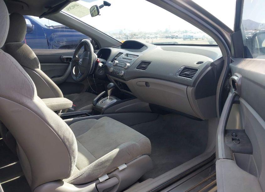 Photo 5 of 2008 Honda Civic LX (VIN 2HGFG12678H501960)