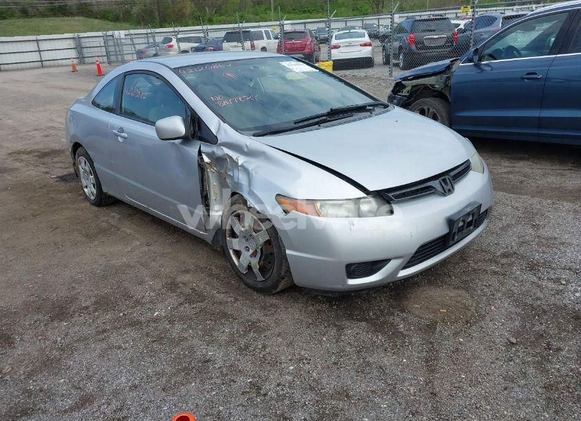 2008 Honda Civic LX (VIN 2HGFG12678H533257) main photo