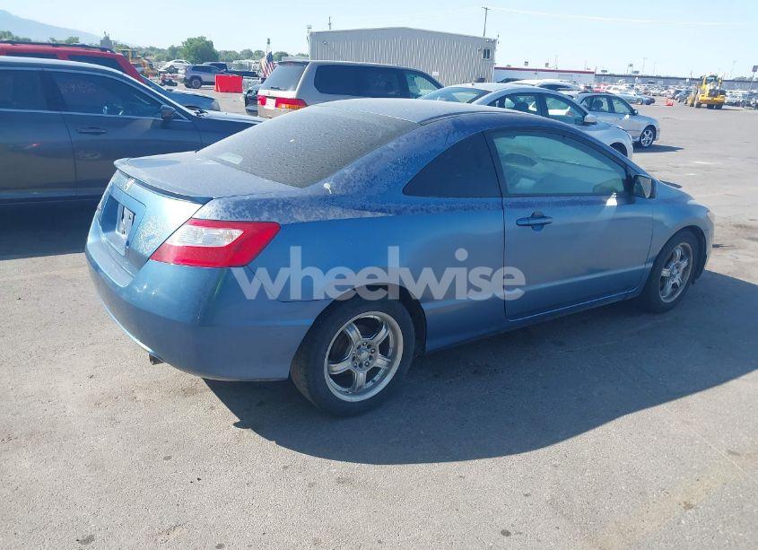 Photo 4 of 2008 Honda Civic LX (VIN 2HGFG12678H541746)
