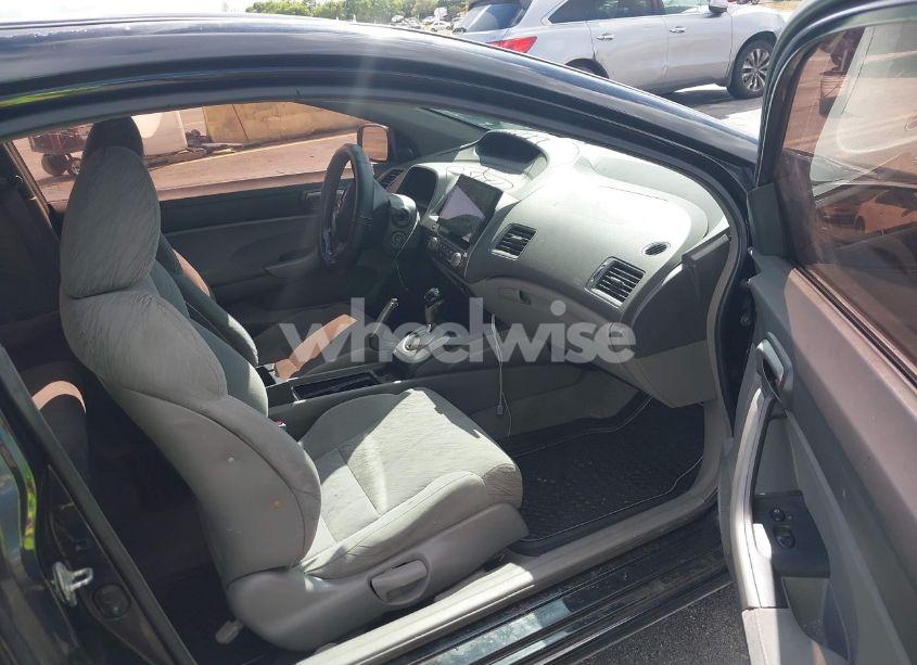 Photo 5 of 2008 Honda Civic LX (VIN 2HGFG12678H572270)