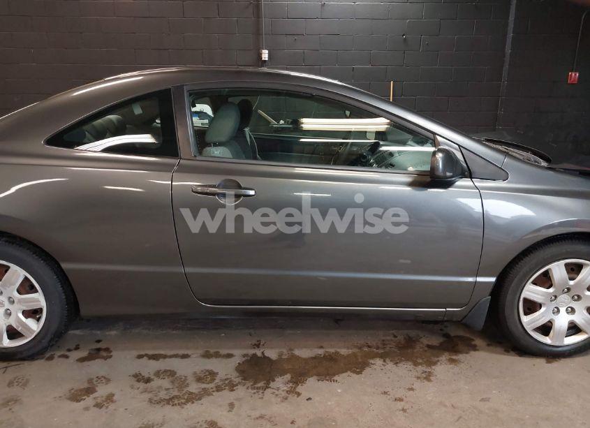 Photo 13 of 2009 Honda Civic LX (VIN 2HGFG12679H536371)