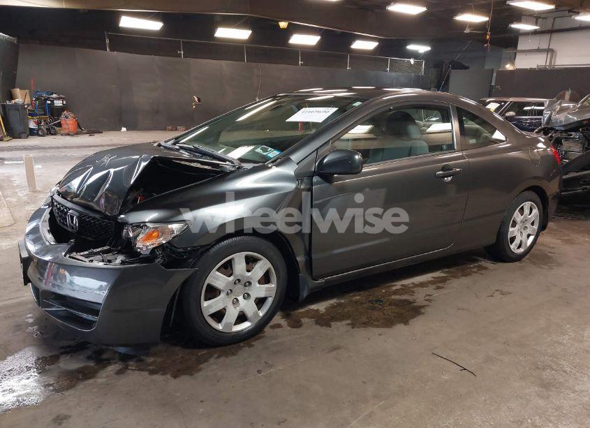 Photo 2 of 2009 Honda Civic LX (VIN 2HGFG12679H536371)