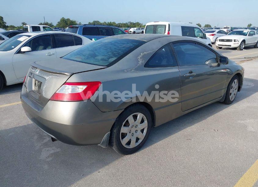 Photo 4 of 2008 Honda Civic LX (VIN 2HGFG12688H527709)