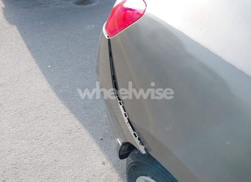 Photo 6 of 2008 Honda Civic LX (VIN 2HGFG12688H527709)