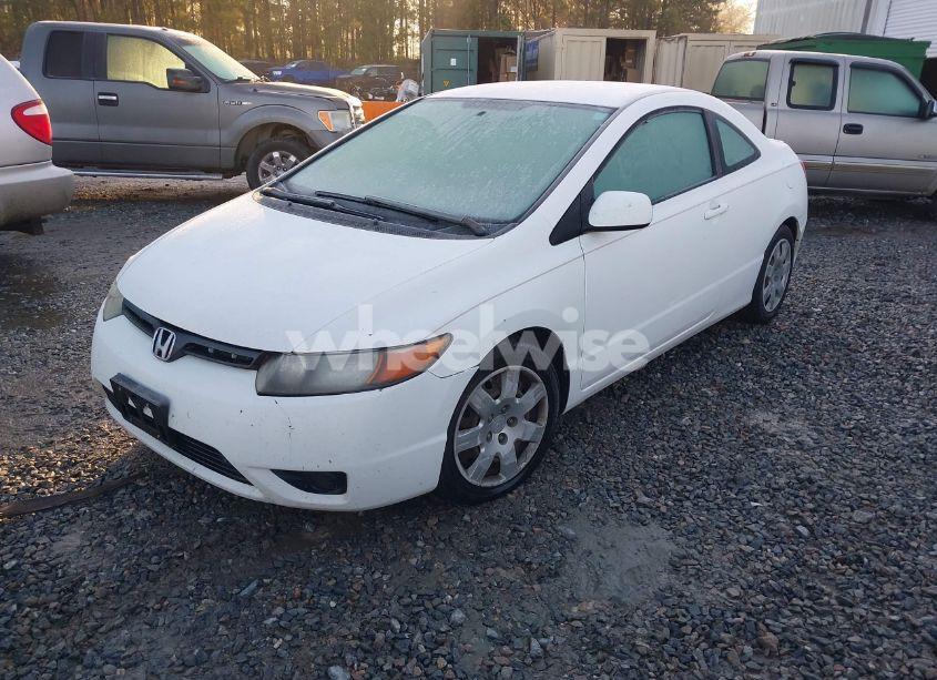 Photo 2 of 2008 Honda Civic LX (VIN 2HGFG12688H533381)