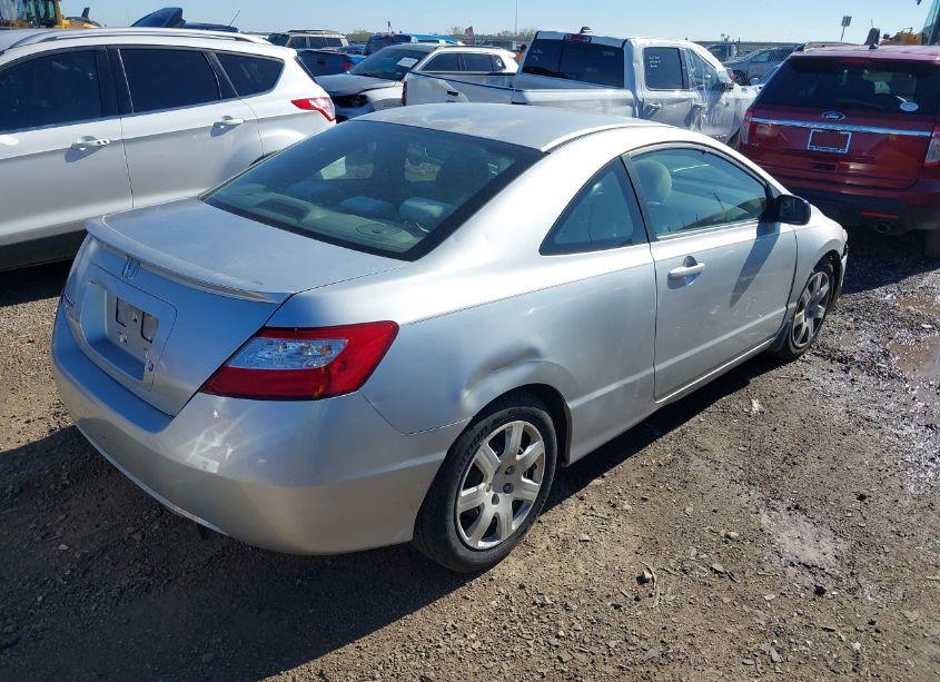 Photo 4 of 2008 Honda Civic LX (VIN 2HGFG12688H545448)