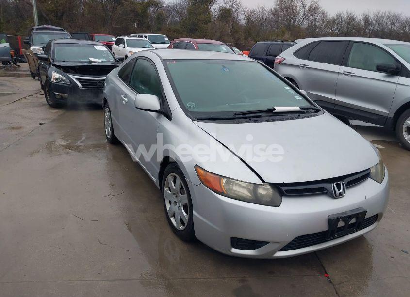 2008 Honda Civic LX (VIN 2HGFG12688H575985) main photo