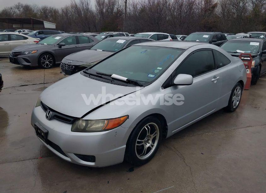 Photo 2 of 2008 Honda Civic LX (VIN 2HGFG12688H575985)