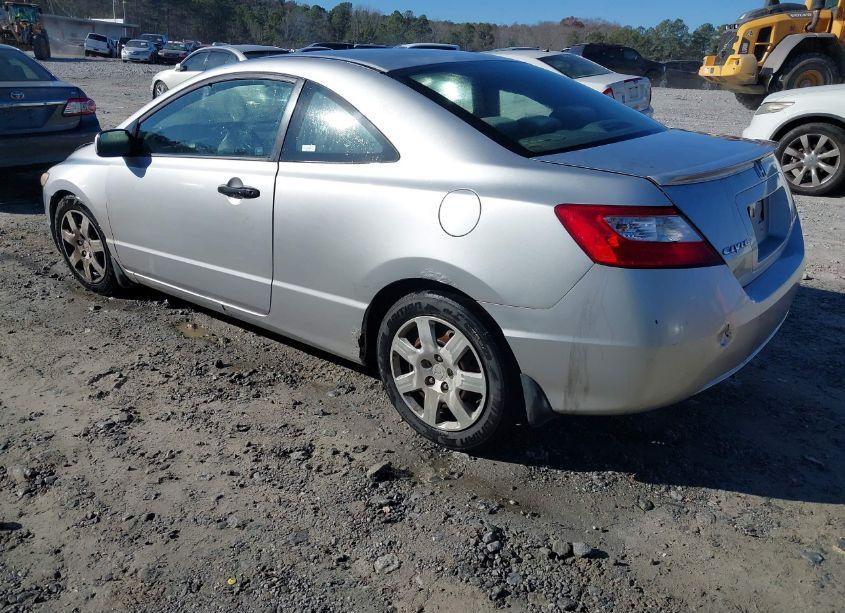 Photo 3 of 2008 Honda Civic LX (VIN 2HGFG12688H578904)