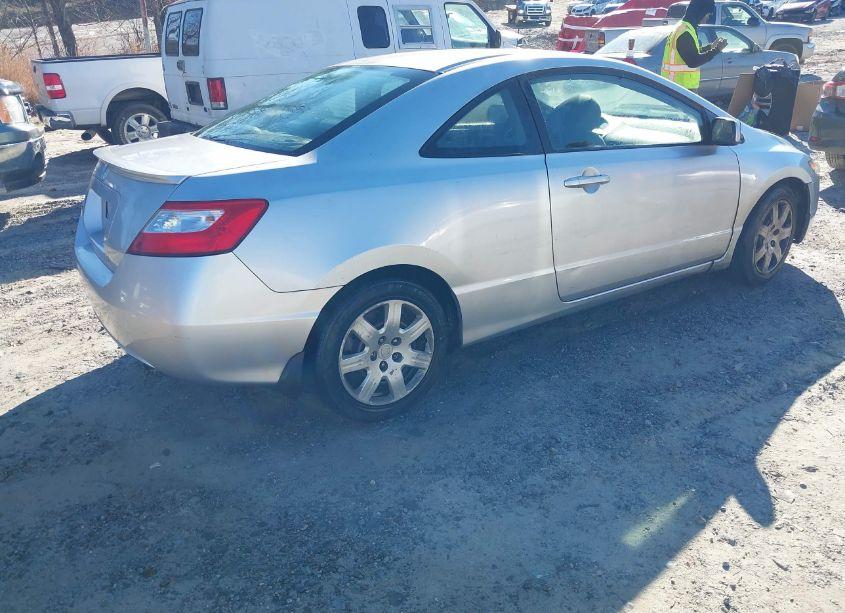 Photo 4 of 2008 Honda Civic LX (VIN 2HGFG12688H578904)