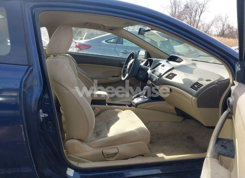 Photo 5 of 2006 Honda Civic LX (VIN 2HGFG12696H573241)