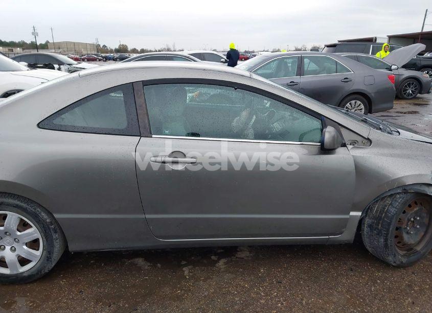 Photo 13 of 2007 Honda Civic LX (VIN 2HGFG12697H500470)