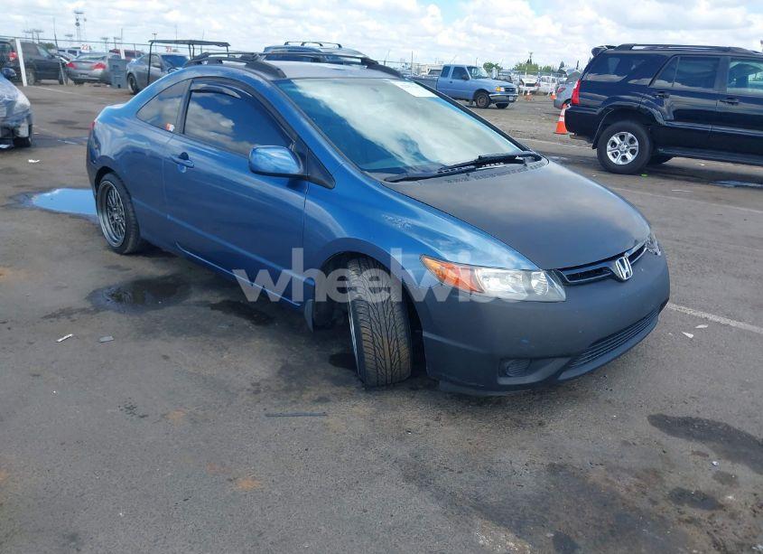 2007 Honda Civic LX (VIN 2HGFG12697H558398) main photo