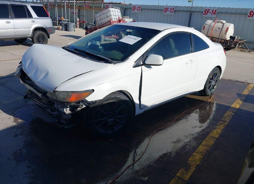 Photo 2 of 2008 Honda Civic LX (VIN 2HGFG12698H548777)