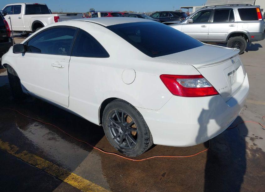 Photo 3 of 2008 Honda Civic LX (VIN 2HGFG12698H548777)